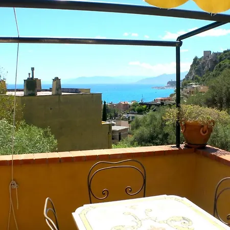 Casapaola - Beautiful With Garden And Parking